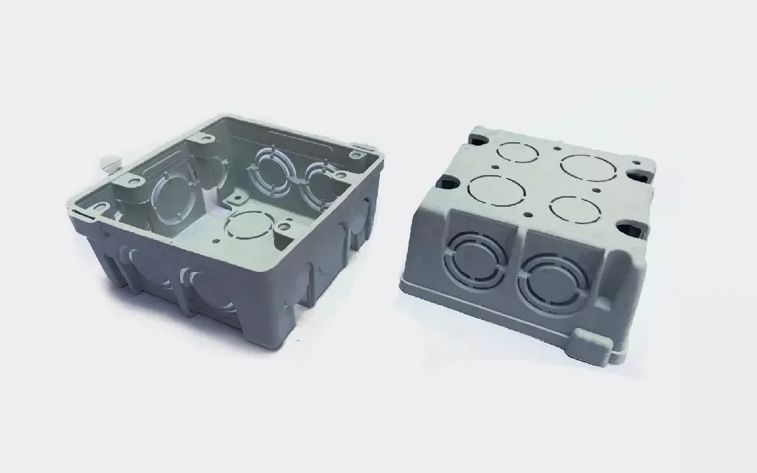 Caja plástica 2400 blanca